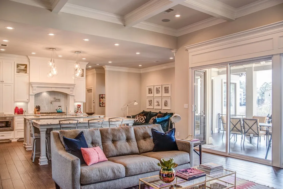 Timeless Transitional Bespoke Residence by M & R Sarver Construction - Photo 20