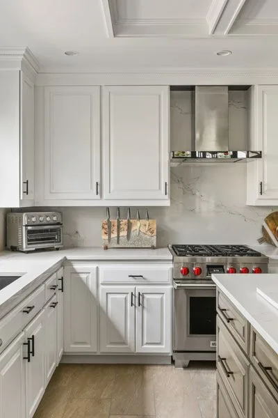 Elegant Simple Kitchen by Sarah Kraus Bartelson - S&W Kitchens - Photo 17
