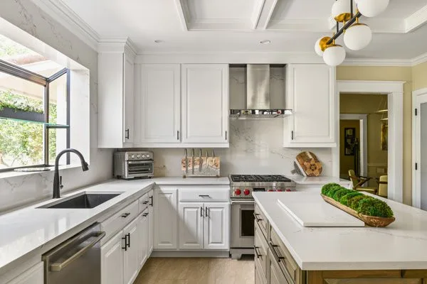 Elegant Simple Kitchen by Sarah Kraus Bartelson - S&W Kitchens - Photo 11