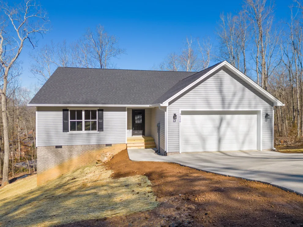 Crown Colony #6, Cleveland, TN by Lantern Homes - Photo 13