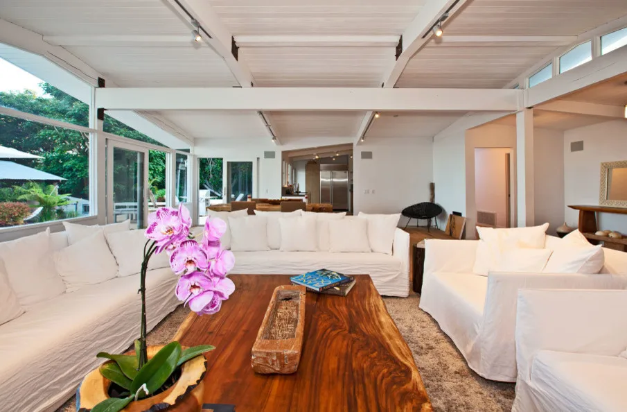 Malibu Market And Design - Photo 11