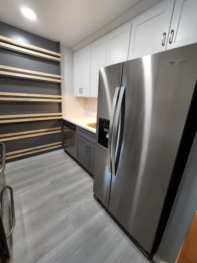 Apartment Kitchen Remodel by Dream Spaces LLLP - Photo 4