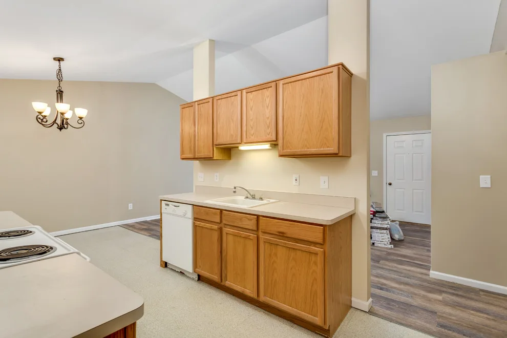 Holly Tailored Condo Renovation by Remodeling Star - Design Build - Photo 8