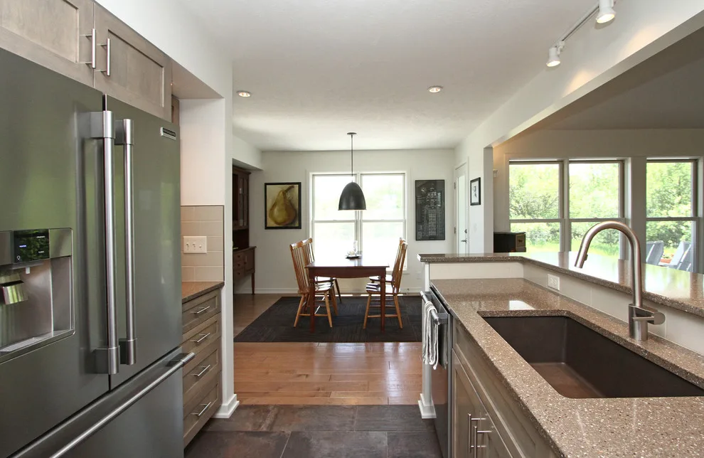 Modern Landholdings by Kinning Design Build - Photo 8