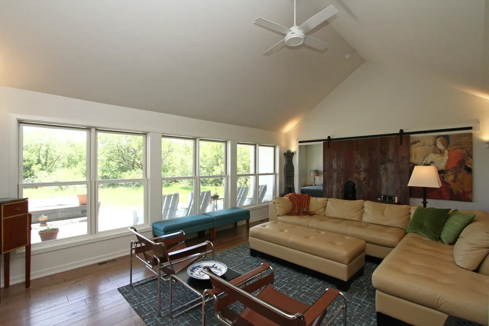 Modern Landholdings by Kinning Design Build - Photo 14