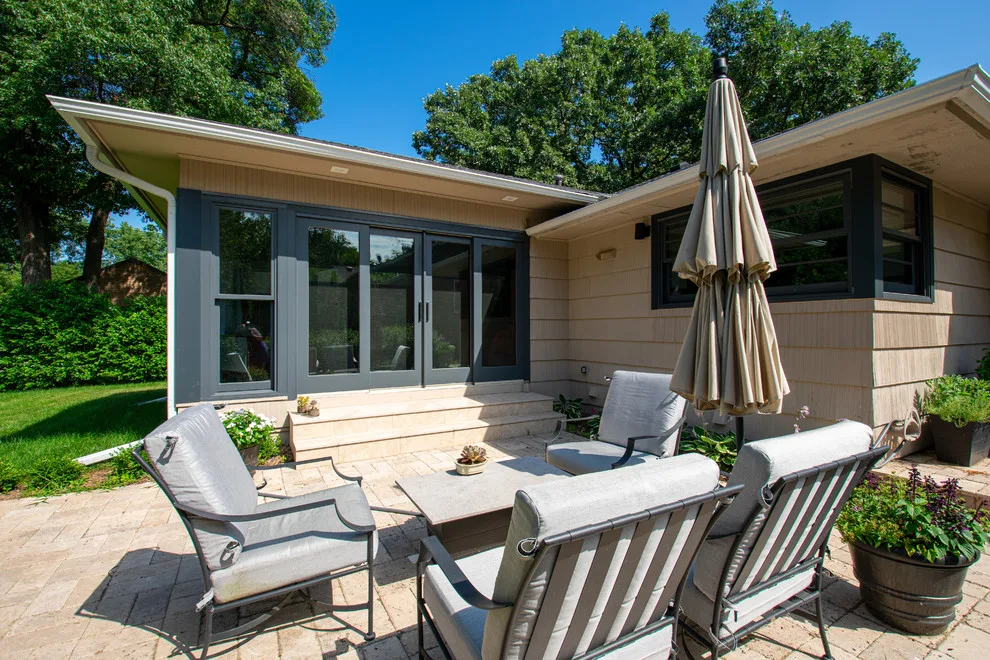 Modern Extension by EdgeWork Design Build - Photo 11