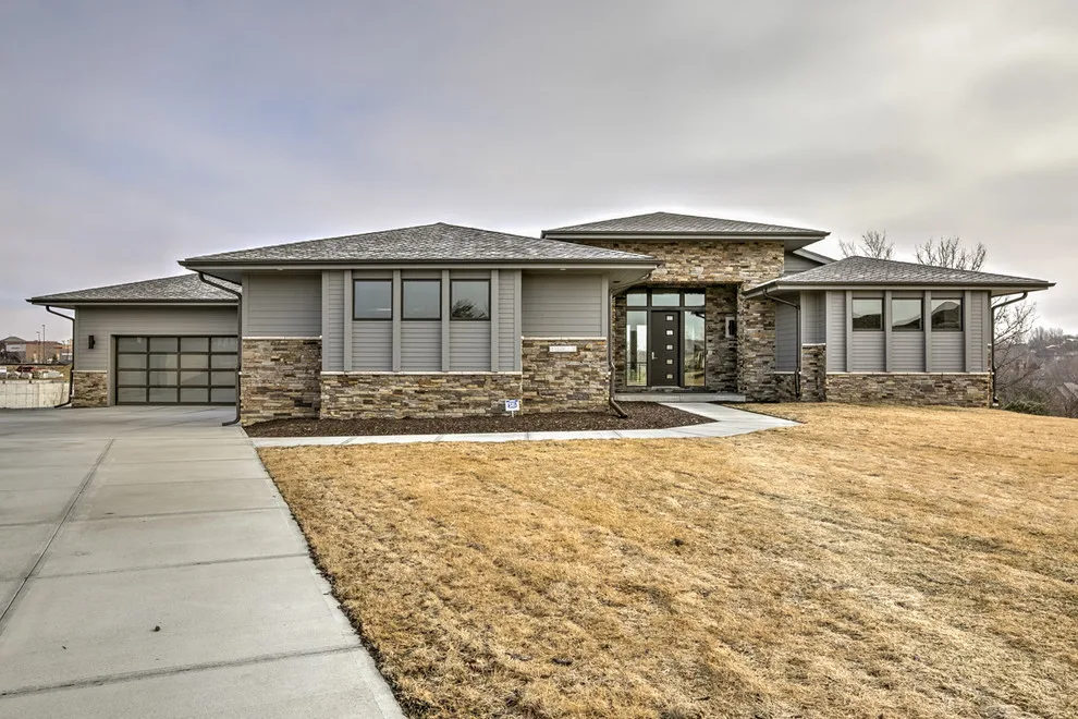 Modern Ranch - Omaha, NE by Arjay Builders Inc. - Photo 34