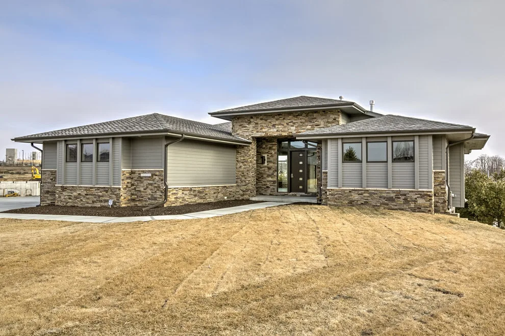 Modern Ranch - Omaha, NE by Arjay Builders Inc. - Photo 4