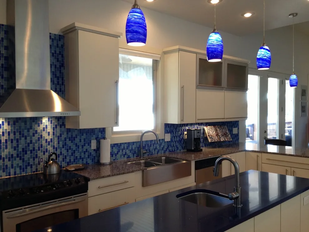 Modern Renovation by Hughes Design And Construction, Inc. - Photo 2
