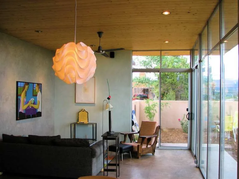 Chic Compact Contemporary Residence in Santa Fe NM by Modern Design+Construction, Inc. - Photo 2