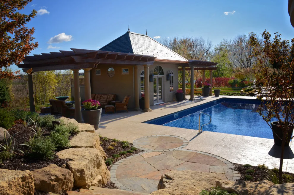 Corcoran Swimming Pool House by EdgeWork Design Build - Photo 4