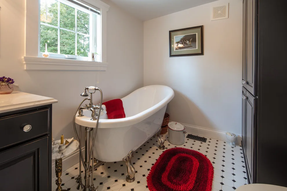 Cottage-Style Tiny House by Trinity Design & Remodel - Photo 6