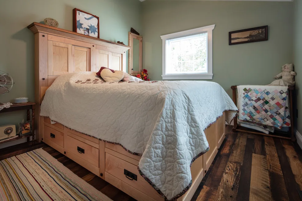 Cottage-Style Tiny House by Trinity Design & Remodel - Photo 19