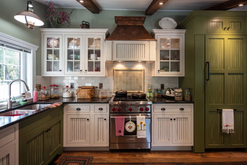 Cottage-Style Tiny House by Trinity Design & Remodel - Photo 10