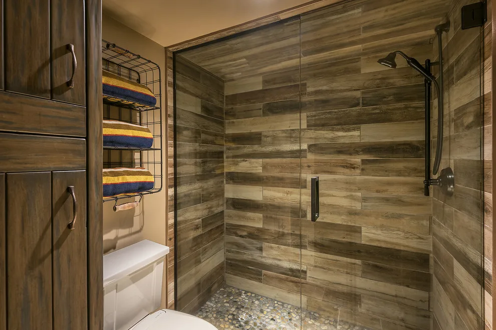 Charming Rustic Getaway Cabin by Red Rock Design-Build And Red Rock Pools And Spas - Photo 9