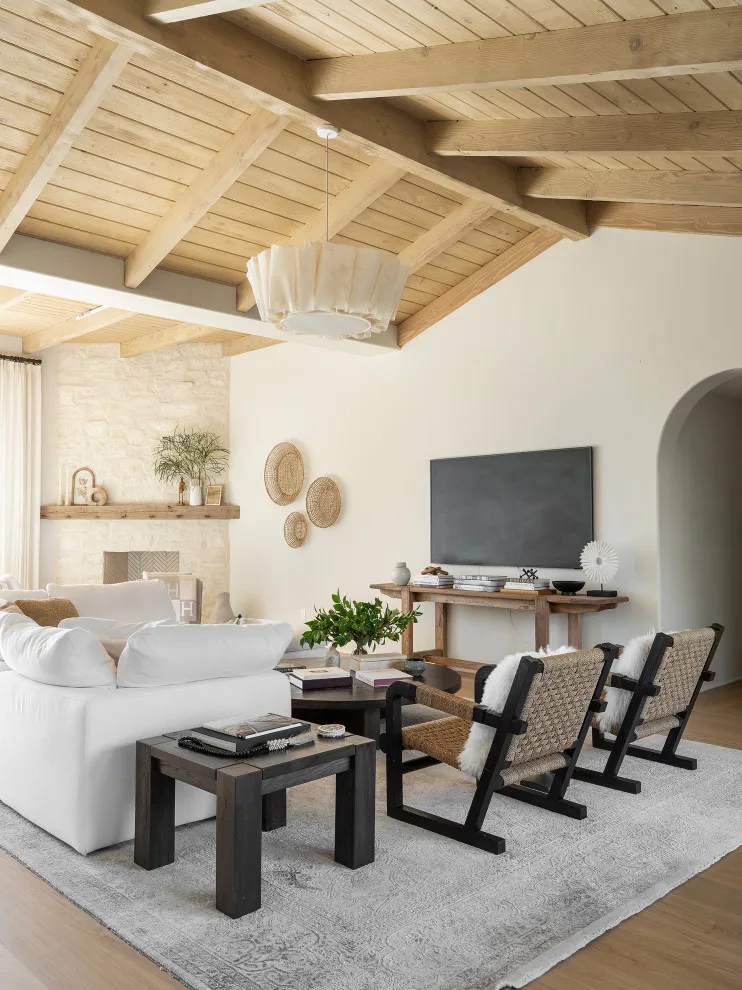 Comfortable Spanish Home by B Street Design - Photo 19