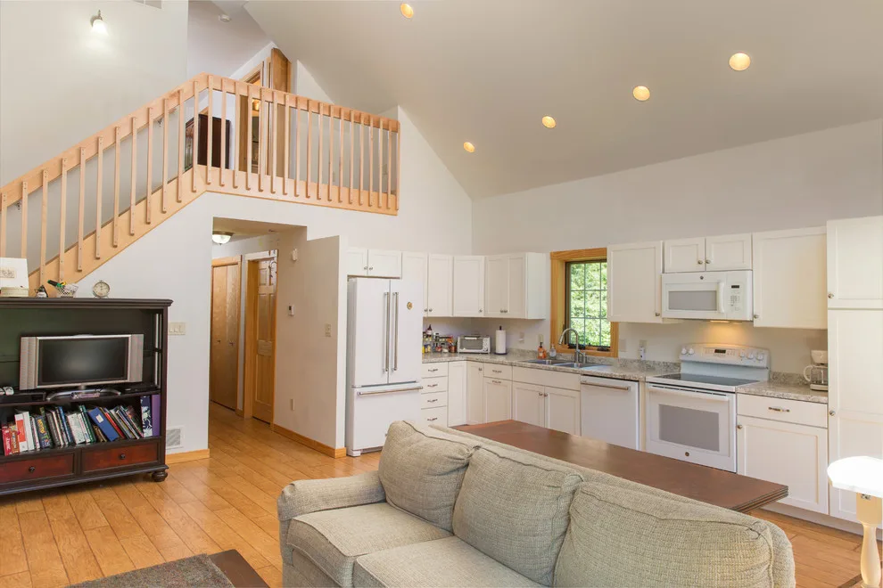 Artisan Lodge by Dickinson Homes - Photo 7