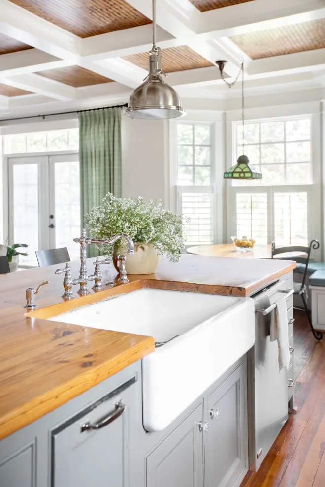 Traditional Craftsman Renovation and Expansion by Gretchen O. Studio - Photo 8
