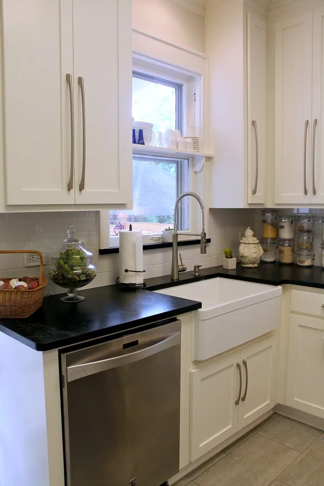 Shreveport Rustic Kitchen by Jackson Construction, Inc. - Photo 5