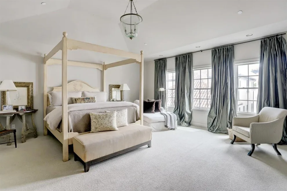 Bespoke Home Interior Design Inspirations by JoJo Wong Design And Build - Photo 7