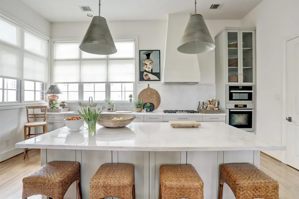 Bespoke Home Interior Design Inspirations by JoJo Wong Design And Build - Photo 2