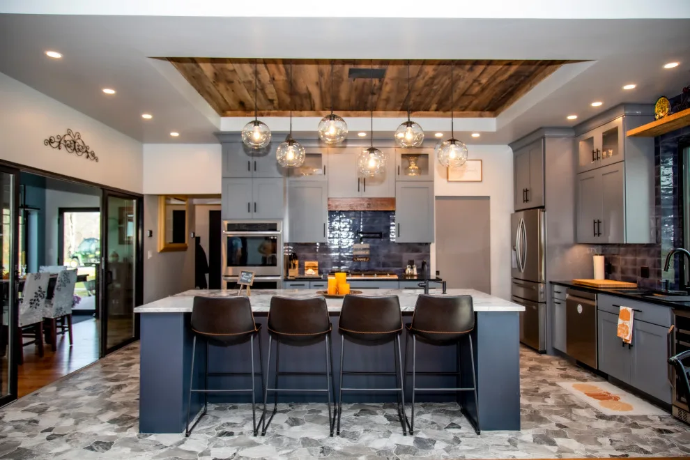 Modern farmhouse by House To Home Builders - Photo 19