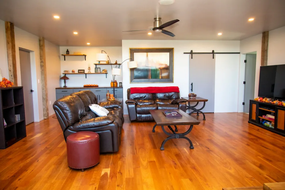 Modern farmhouse by House To Home Builders - Photo 29