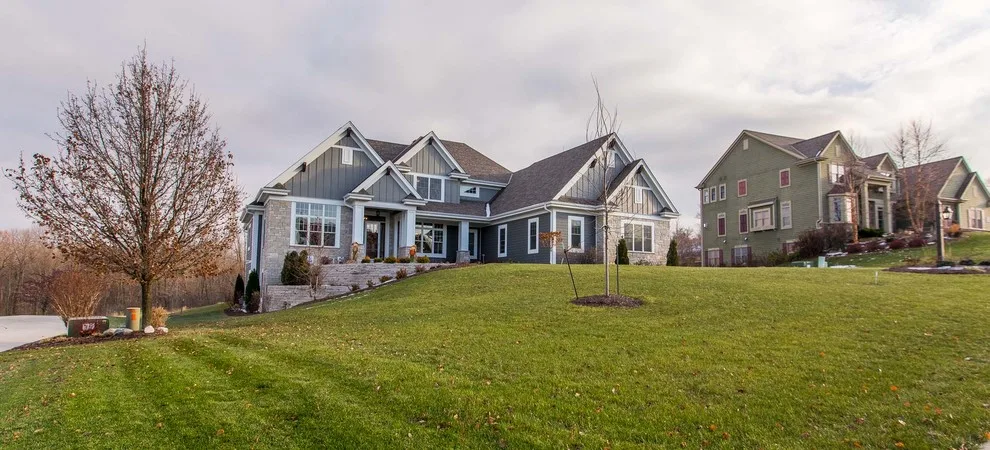 Personalized 1.5 Story Home by Aspen Homes Inc - Photo 31