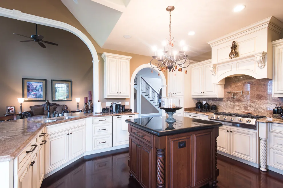 Bespoke Residence, Tuscany Community by Premier Home Builders - Photo 5
