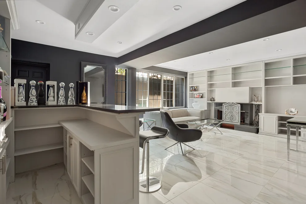 Bespoke Room Layouts by Essential NY - Photo 2