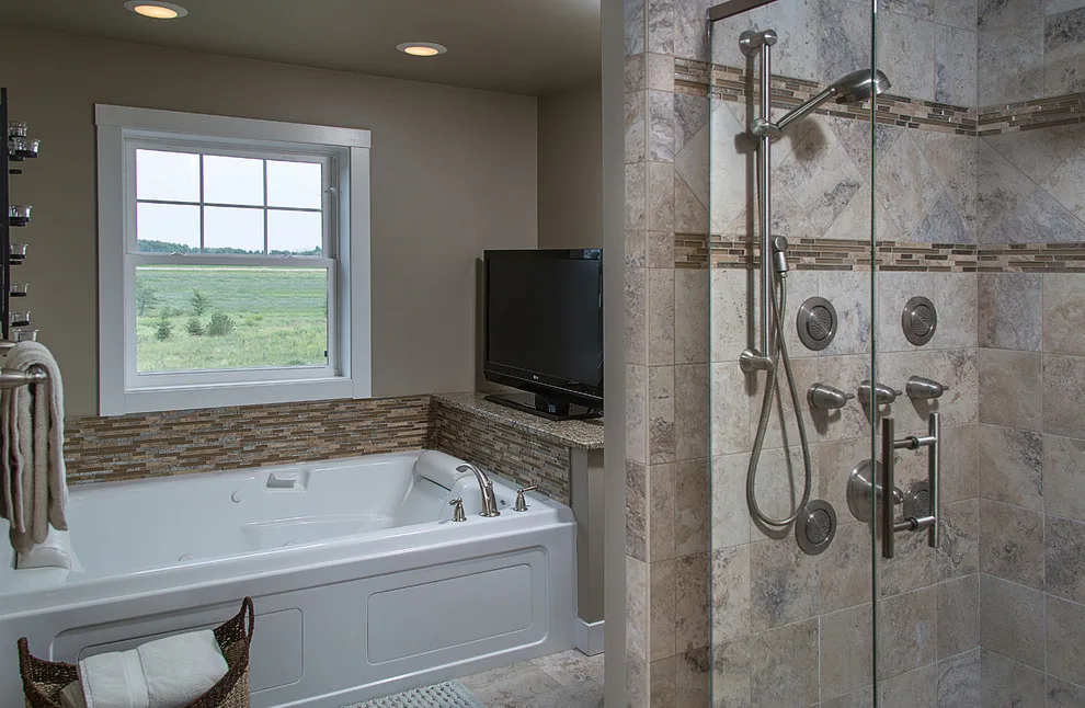 De Pere Two-Level by Dickinson Homes - Photo 6