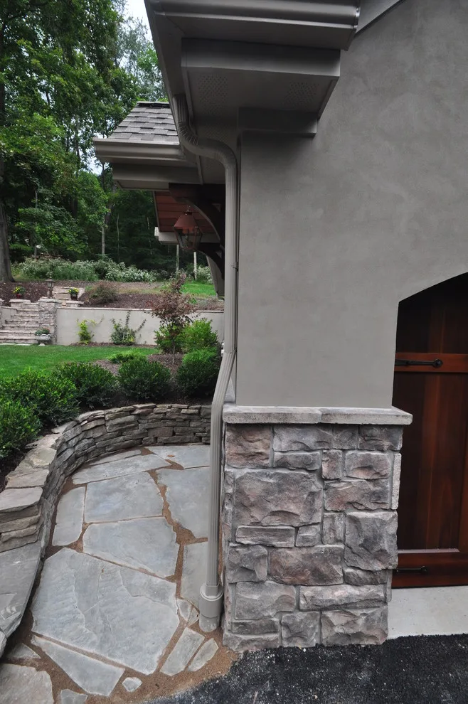 Separate garage by Hendolhurst Homes Inc. - Photo 2