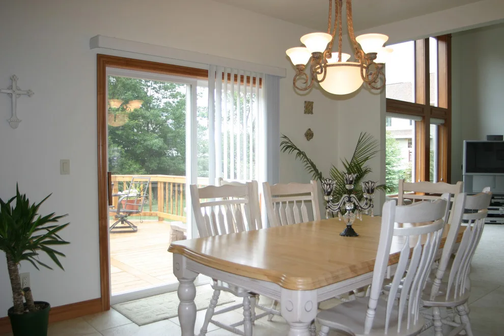 Eating Areas by Bay Lakes Builders - Photo 15
