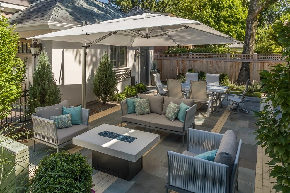 French Provincial With A City Twist by Chicago Specialty Gardens, Inc. - Photo 3