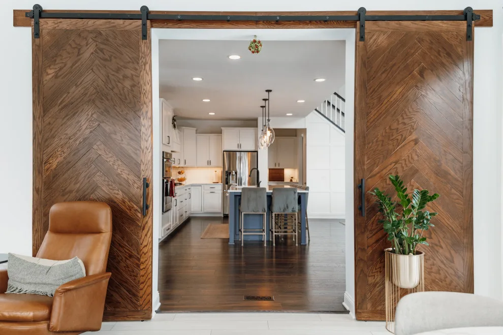 Mesa Residence by Reside - Photo 15