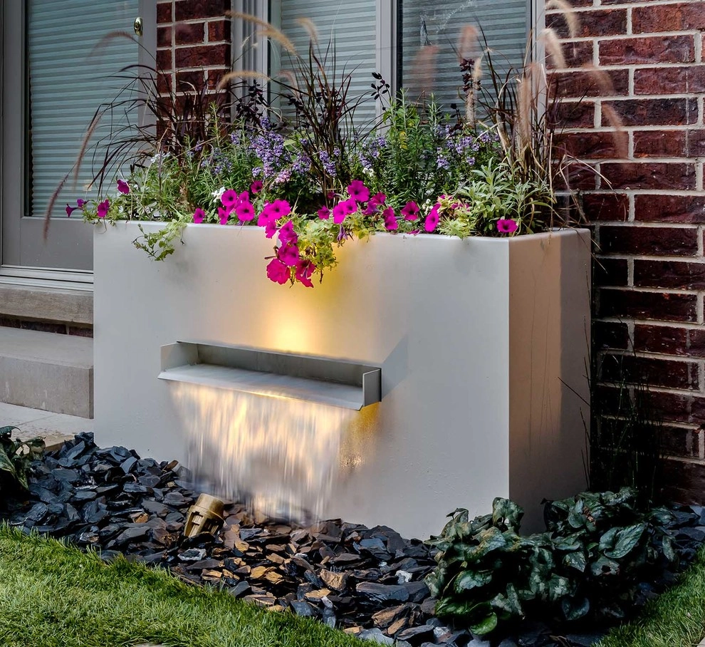 Modern Meets Traditional by Chicago Specialty Gardens, Inc. - Photo 3