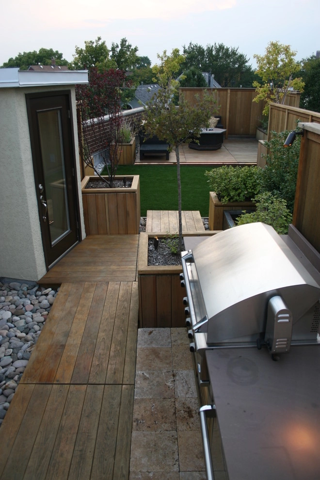 Roscoe Village Rooftop by Chicago Specialty Gardens, Inc. - Photo 2