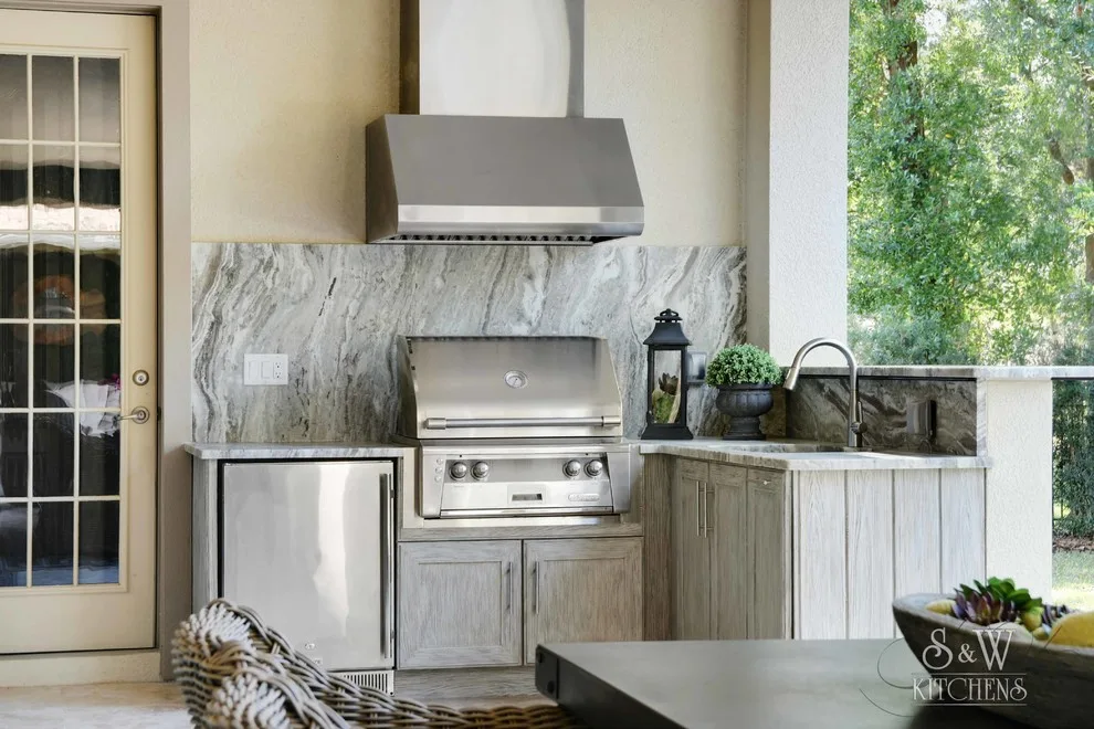 Driftwood Seasonal Kitchen by Sarah Kraus Bartelson - S&W Kitchens - Photo 4