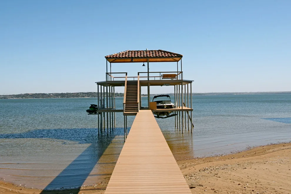 Eagle Mountain Lake Upscale Residence by Atwood Custom Homes - Photo 3