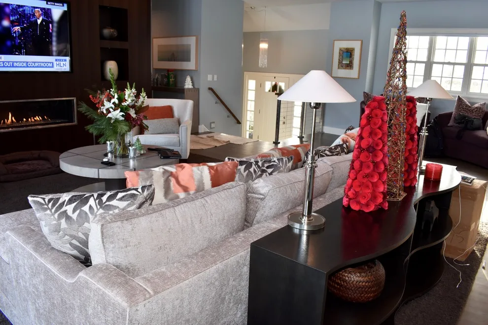 Diverse Home Renovation by EdgeWork Design Build - Photo 26