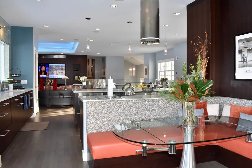 Diverse Home Renovation by EdgeWork Design Build - Photo 22