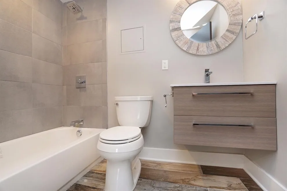 Edgecliff Exclusive Homes by Omg LLC. - Photo 12