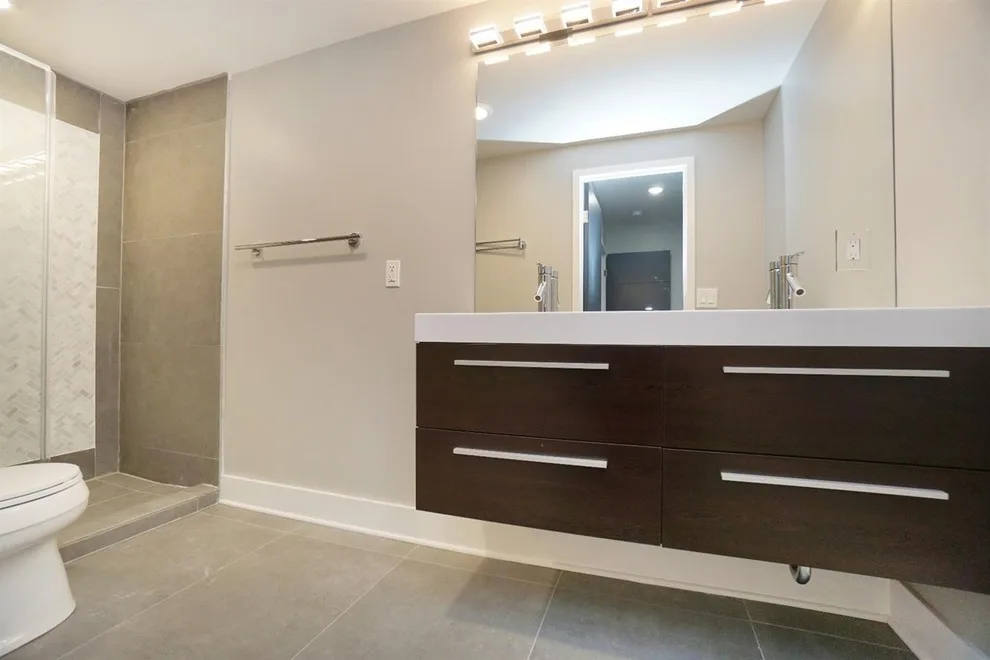 Edgecliff Exclusive Homes by Omg LLC. - Photo 5
