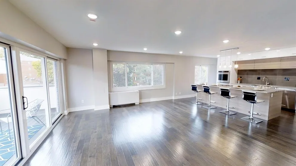 Edgecliff Exclusive Homes by Omg LLC. - Photo 10