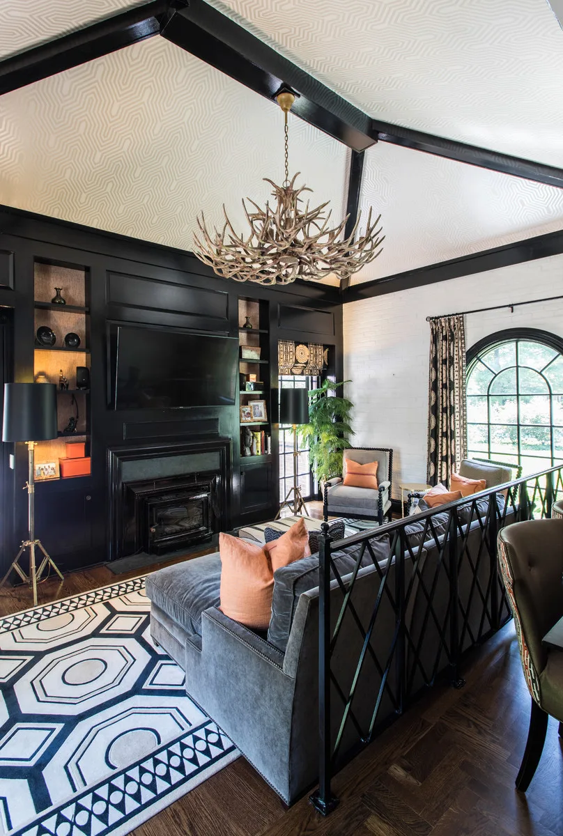 Sophisticated Family Living by The Lee W. Robinson Company - Photo 11