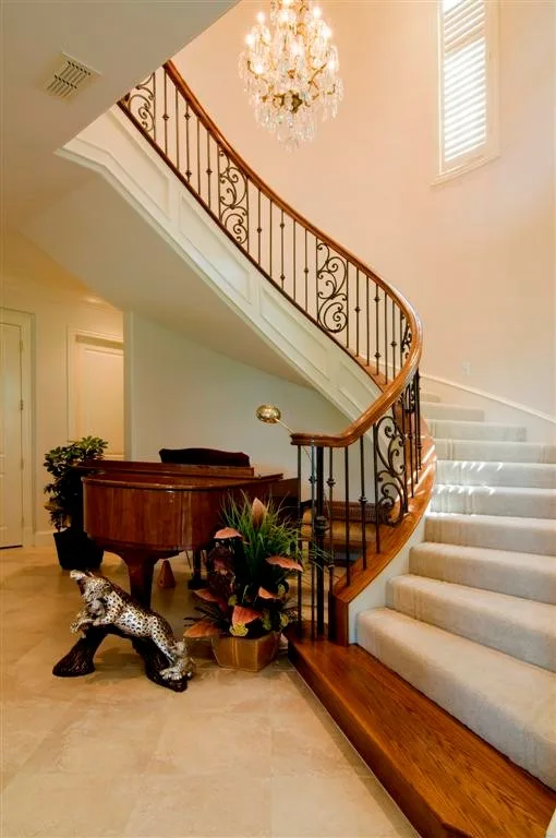 Stylish Entrances and Staircases by Fred Parker Company, Inc. - Photo 9