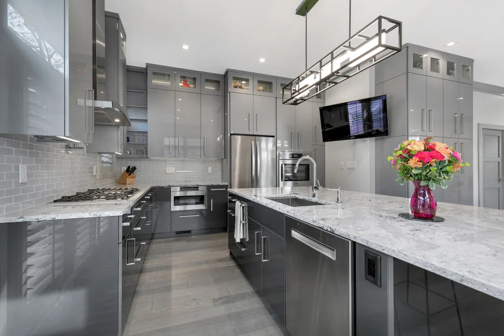 Langeneckert Homes - Photo 14