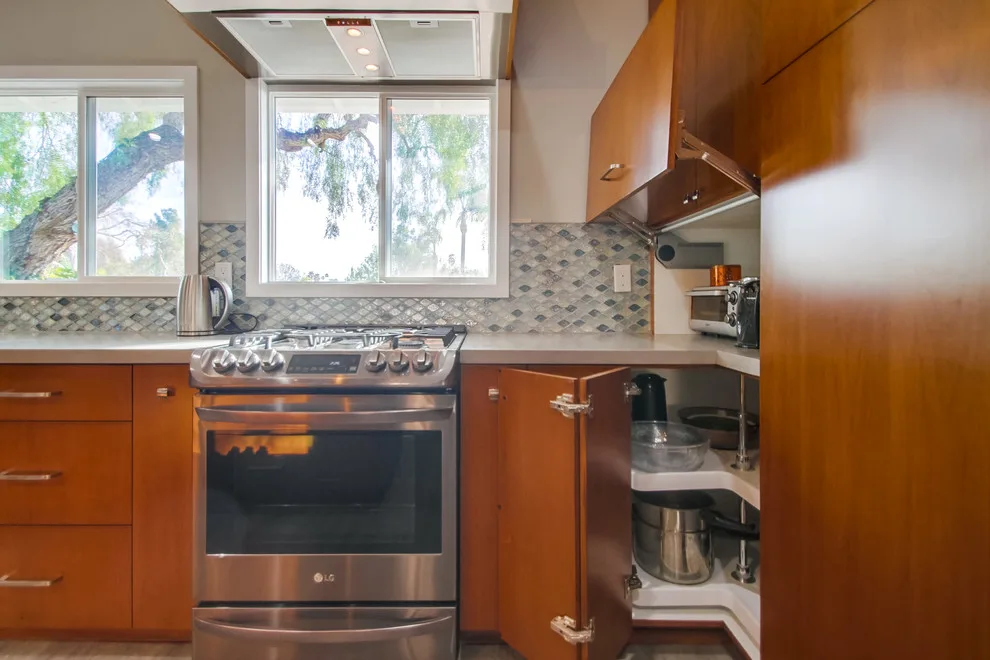 Encinitas Complete Home Renovation by DM Hultenius Corporation - Photo 43