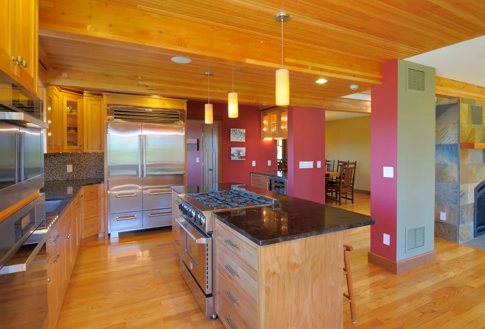 Contemporary Energy Efficiency by Laplante Construction Inc. - Photo 7