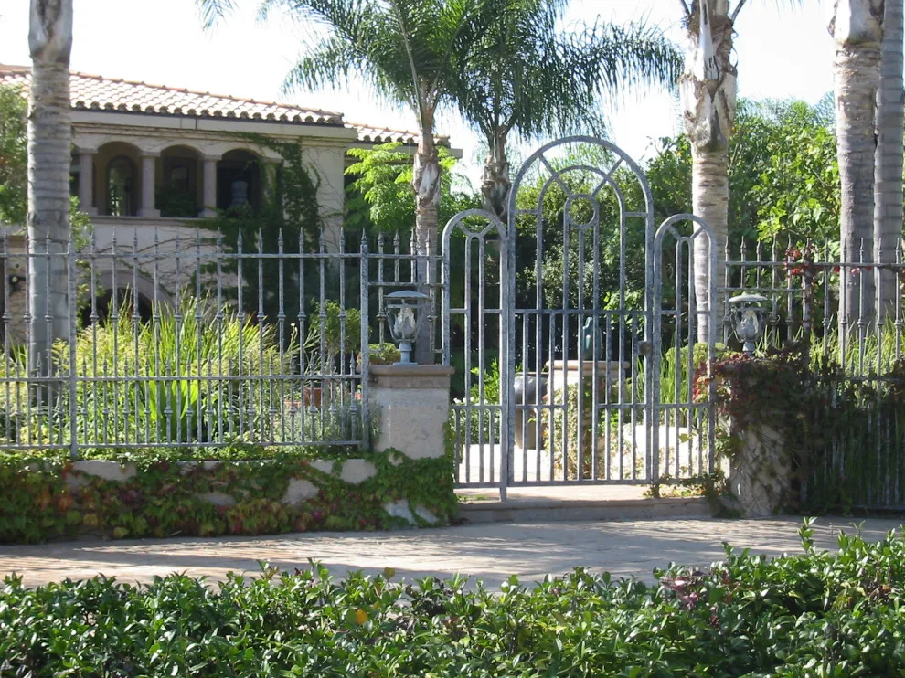 Outdoor Fencing by Naddour's Custom Metalworks/Baltic Iron Doors - Photo 9